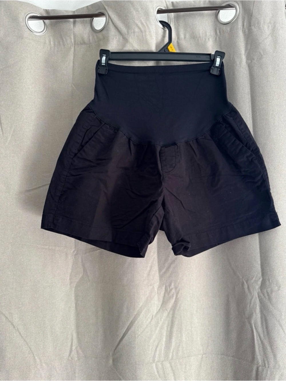 Old Navy Maternity Shorts